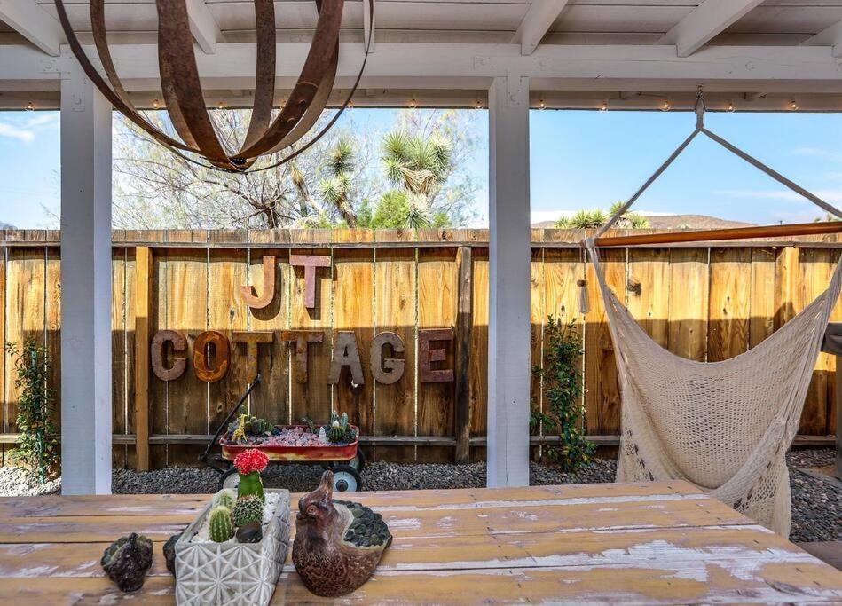 Jt Cottage Yucca Valley Exteriér fotografie